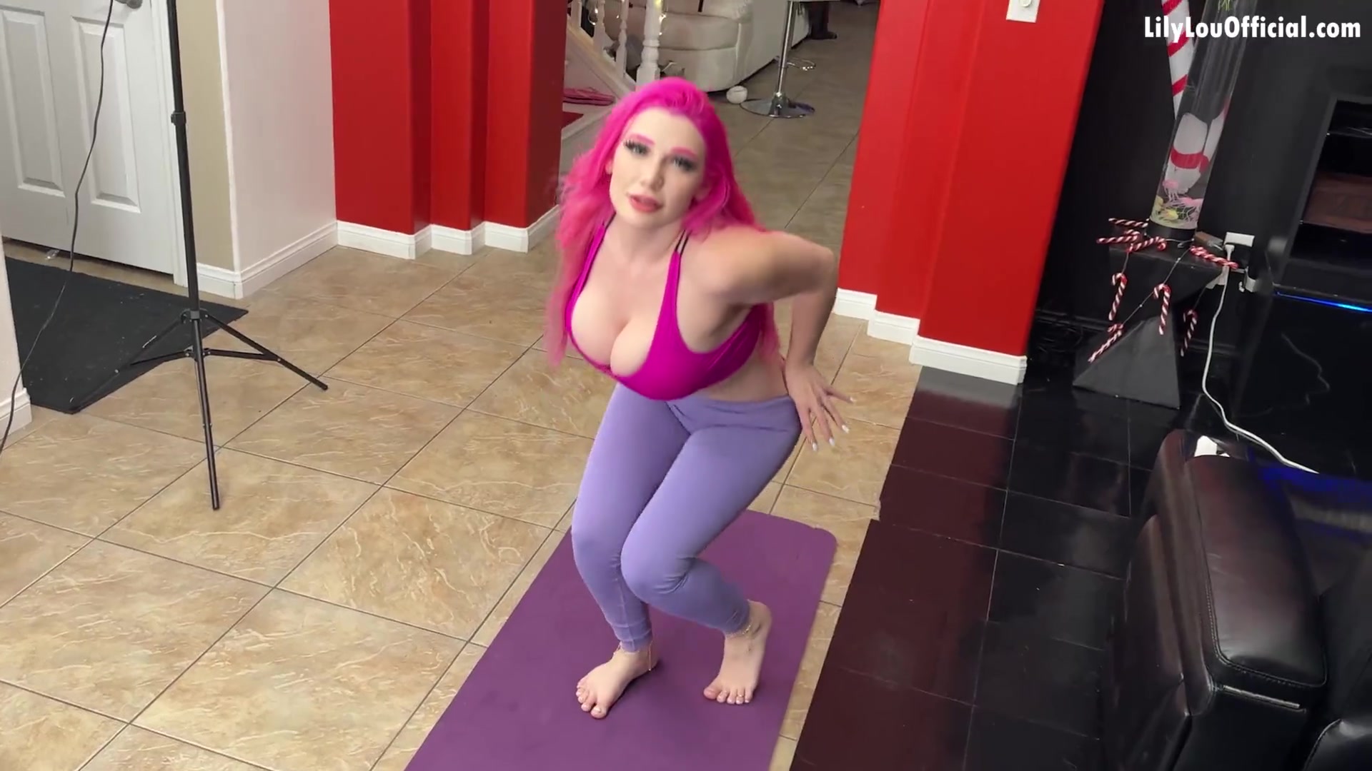 Thick Yoga Girl Catches You Staring And Lets You Fuck Her