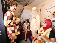 Blair Williams, Michelle Taylor, Nicole Bexley - Dare Dorm - HQ