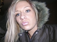 Vicki - amateur blonde solo set