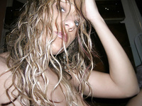 Vicki - amateur blonde solo set