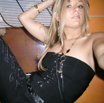 Vicki - amateur blonde solo set