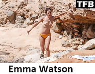 Holly Hot Actress Oops