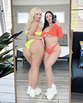 Angela white 38 years young Boobs: Real/Natural Bra/cup size: 40H (95H)