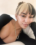 Janice Griffith American Caucasian Boobs: Real/Natural Bra/cup size: 32C)
