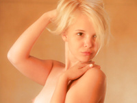 Monroe Sweet As Honey