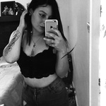 Mi perra favorita es una puta