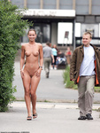 Zusana spears: Nude in publico