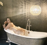 Lissa Aires  :  la más grande  perra