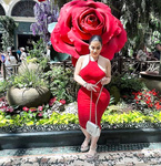 Lissa Aires  :  la más grande  perra