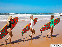 Bella Spark, Kelly Collins, Christy White - Surf Bunnies Seduce Instructor