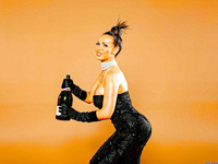 Nikki Benz - Break The Internet... For Real This Time