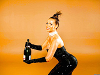 Nikki Benz - Break The Internet... For Real This Time