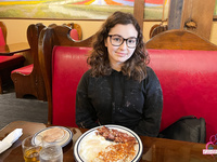 Leana Lovings 5 (Part 1)