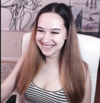 Dasha Of Russia Reacts