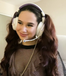 Dasha Of Russia Reacts