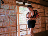 Chloe Vevrier images 2