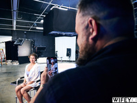 LorReign And Anthony - Anal-Loving MILF Squirts All Over His