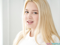 Nikoletta Queen softcore