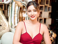 s h w e t a . b a s u