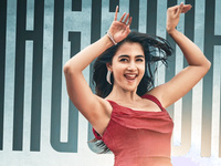 Pooja Hegde     MONICA💃