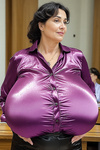 AI generated -Sexy housewife 4