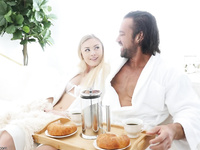 Amber Moore - Good Morning
