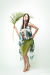 Olivia Linz - Palmwedel