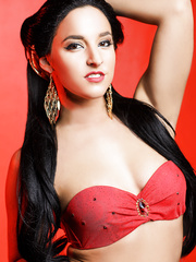 Aladdin Jasmine Cosplay Sex - Amirah Adara - HQ