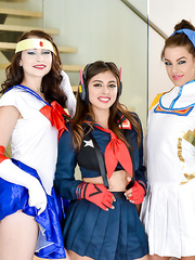 Cosplay BFFs Porn Pics HQ