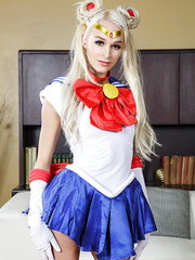 Sailor Moon A XXX Parody Cosplay Sex - Emma Hix - HQ