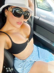 Genesis1806  desnuda