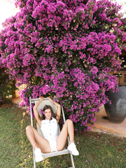 Maria LOTS OF FLOWERS