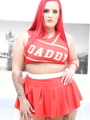 Olivia Stark DP Gangbang