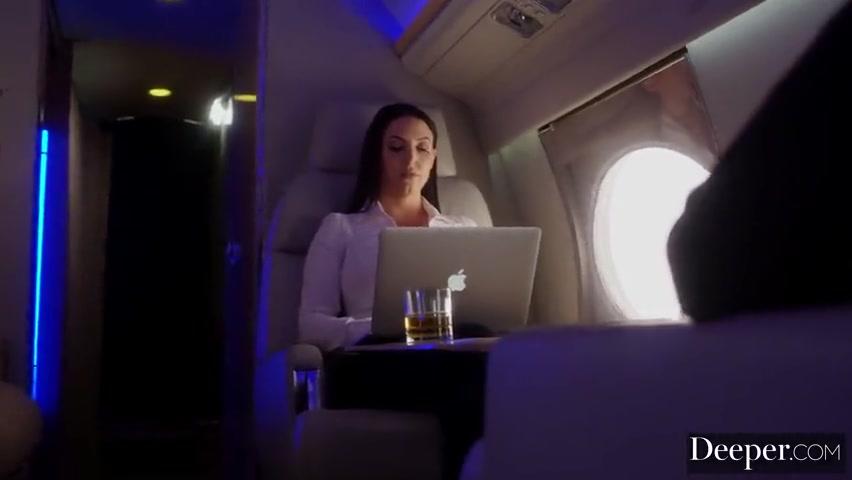 852px x 480px - Strangers on a Plane (2020) ANGELA WHITE & SETH GAMBLE