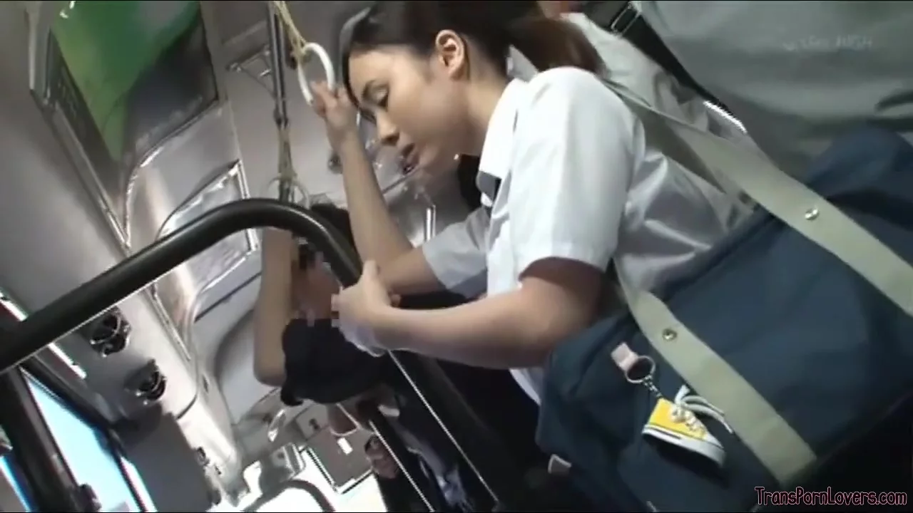 Japanese Bus Vlogs Sex Video Page - Classic Japanese sex with schoolgirl in the bus