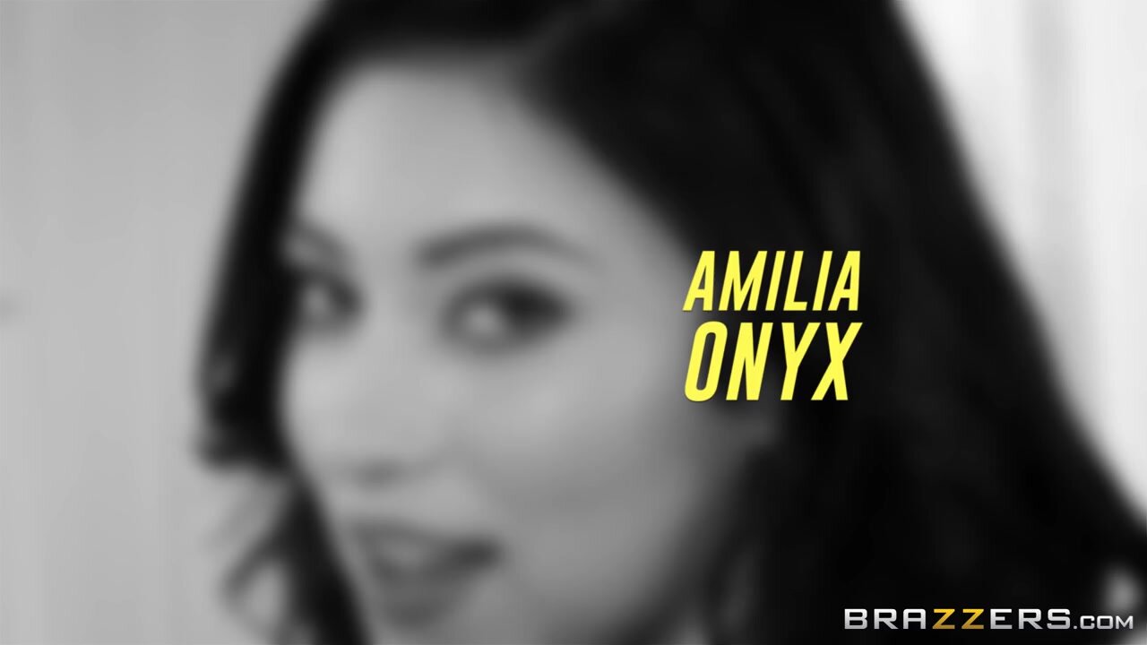 Nail Her! -- Amilia Onyx