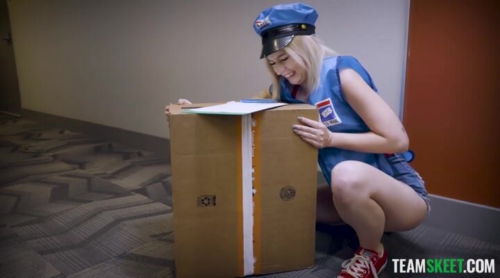 720px x 400px - Delivery Girl Porn Free 2022.01.20 Minxx Marley Handle With Care XXX Video