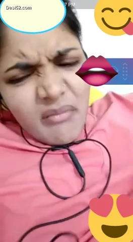 cute girl showing boobs on mms video call by Khan 