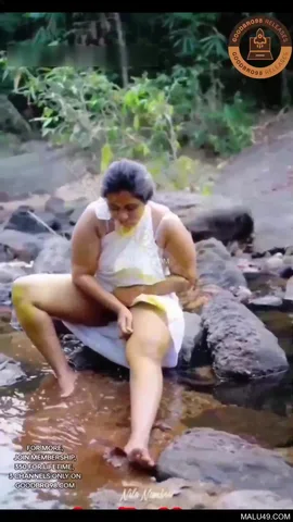 INDIAN NUDE BATH OUTDOORS AND FINGERING mms video 